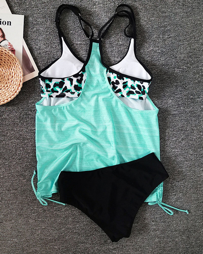 Julia | Tankini liso con estampado de leopardo