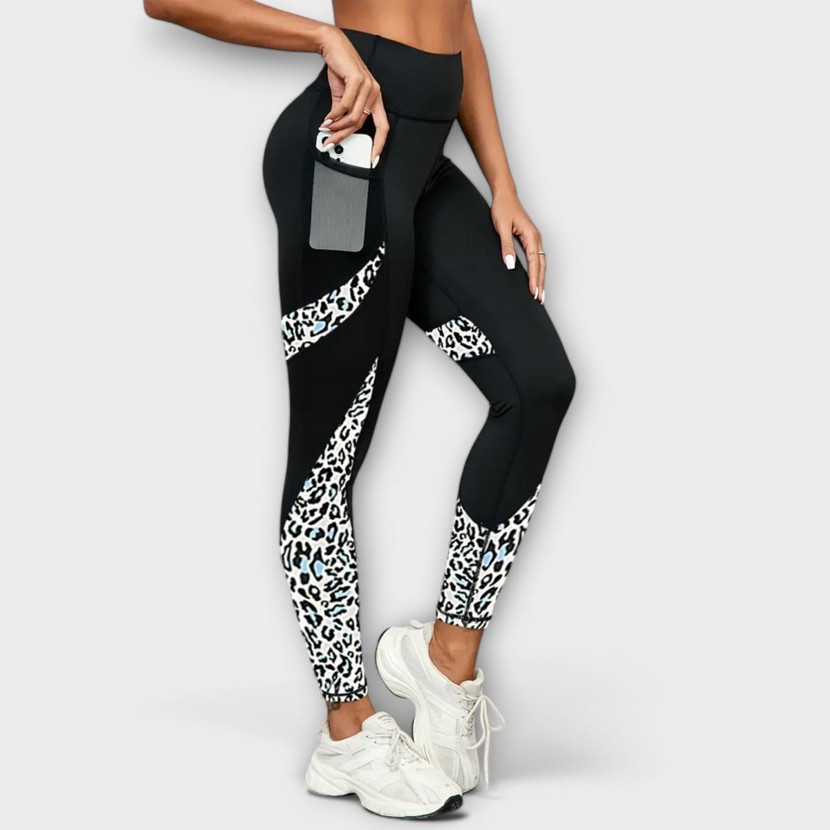 Pantalones de entrenamiento de tiro alto con estampado de leopardo