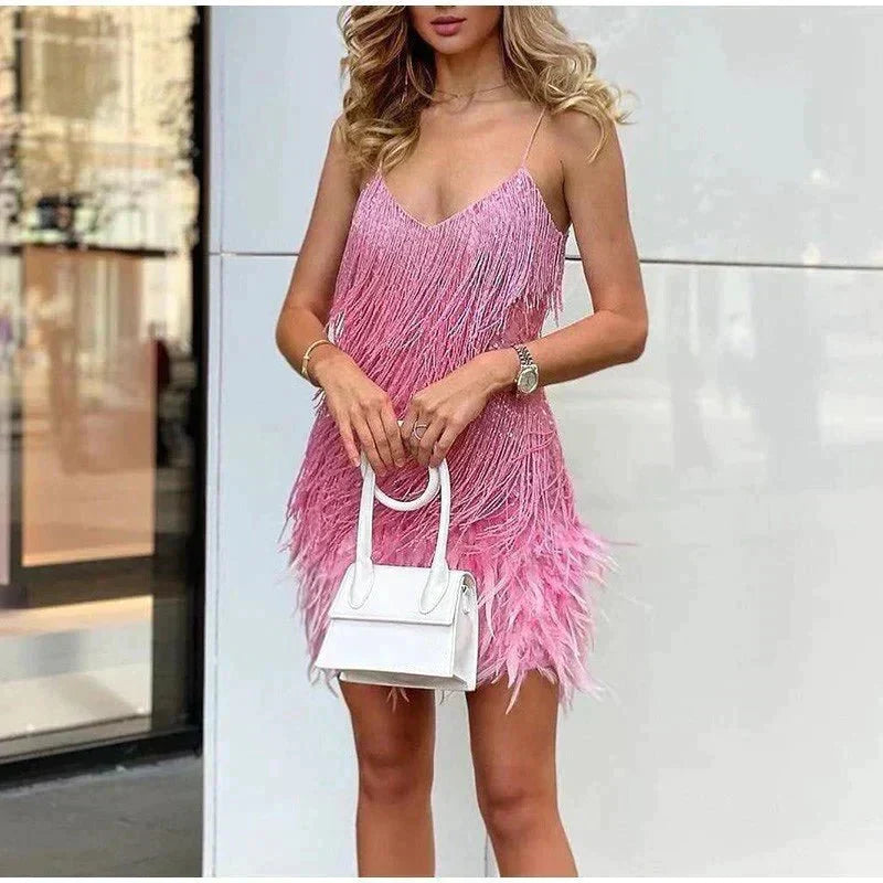 Vestido mini con flecos y tiras para mujer con dobladillo de plumas