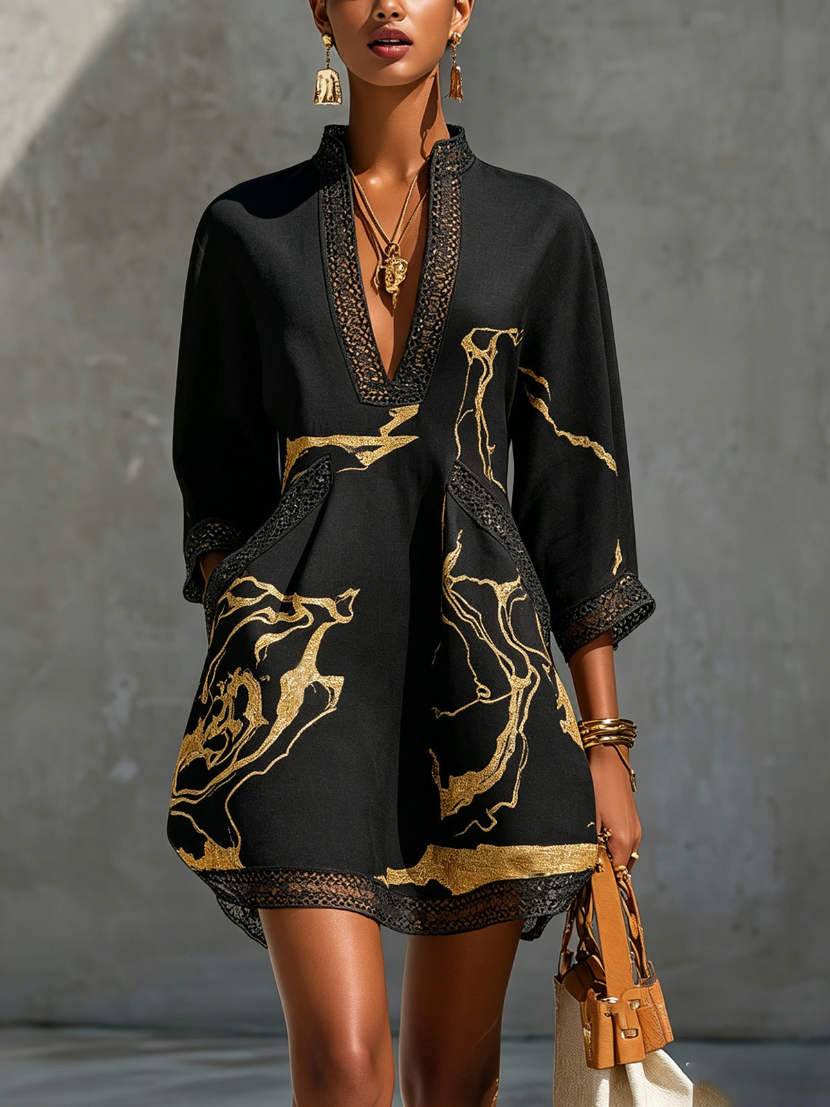 Marisa - Minivestido negro con estampado de mármol dorado y encaje de ganchillo