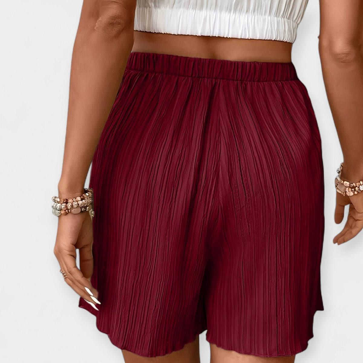 Shorts plisados con estilo